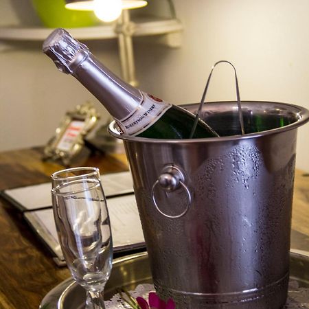 Aristo Manor Hotel Richards Bay Ngoại thất bức ảnh