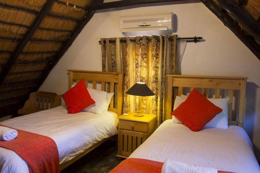 Aristo Manor Hotel Richards Bay Ngoại thất bức ảnh
