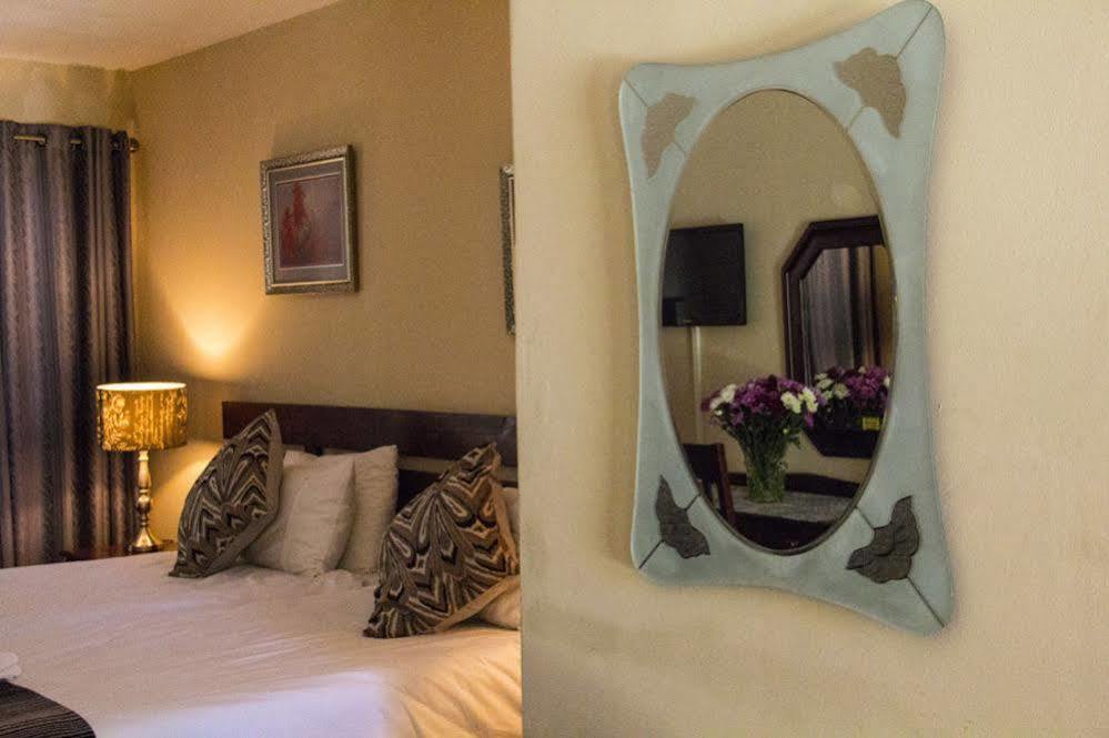 Aristo Manor Hotel Richards Bay Ngoại thất bức ảnh