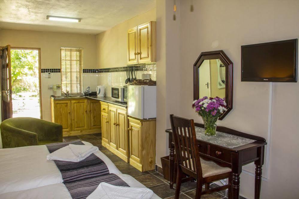 Aristo Manor Hotel Richards Bay Ngoại thất bức ảnh